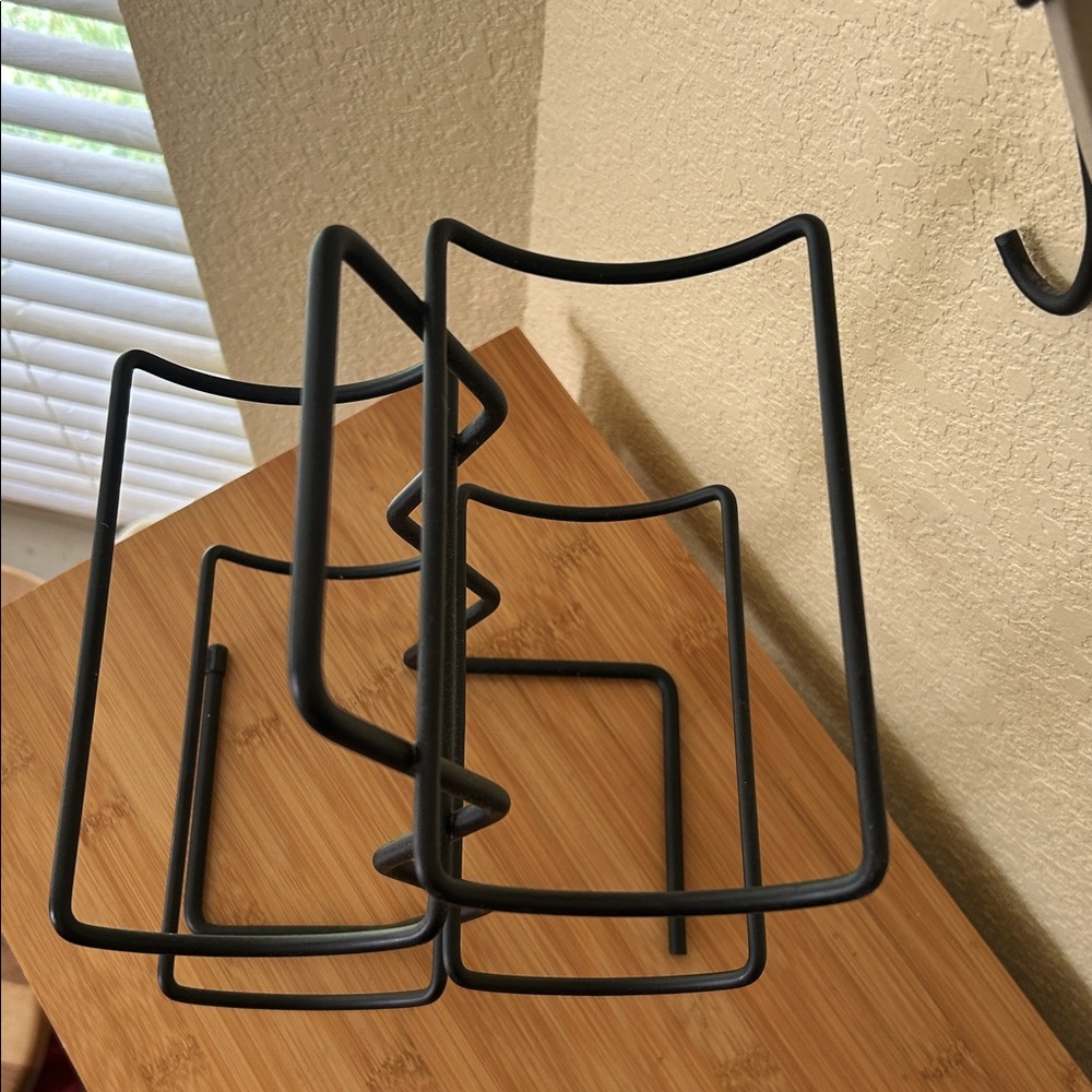 Black Metal Wine Rack - Picture 2 of 3